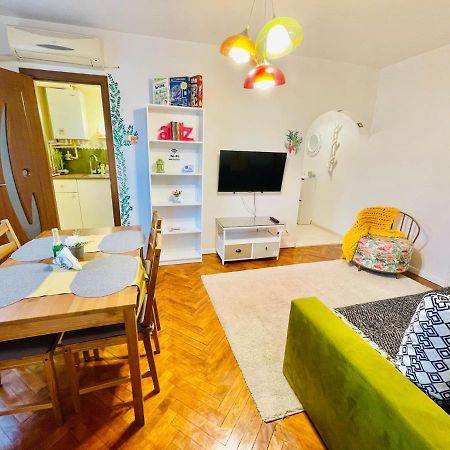 Modern Place To Stay-Self Check-In Nonstop 24H-Wifi Решица Экстерьер фото