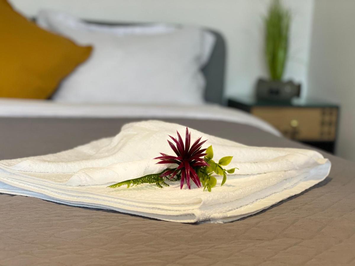 Modern Place To Stay-Self Check-In Nonstop 24H-Wifi Решица Экстерьер фото