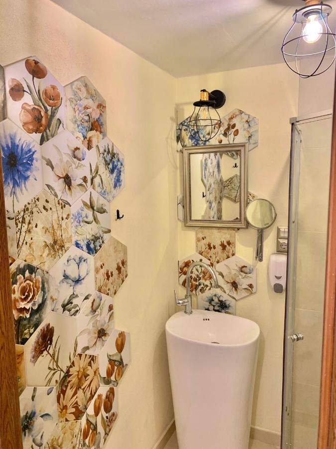 Modern Place To Stay-Self Check-In Nonstop 24H-Wifi Решица Экстерьер фото